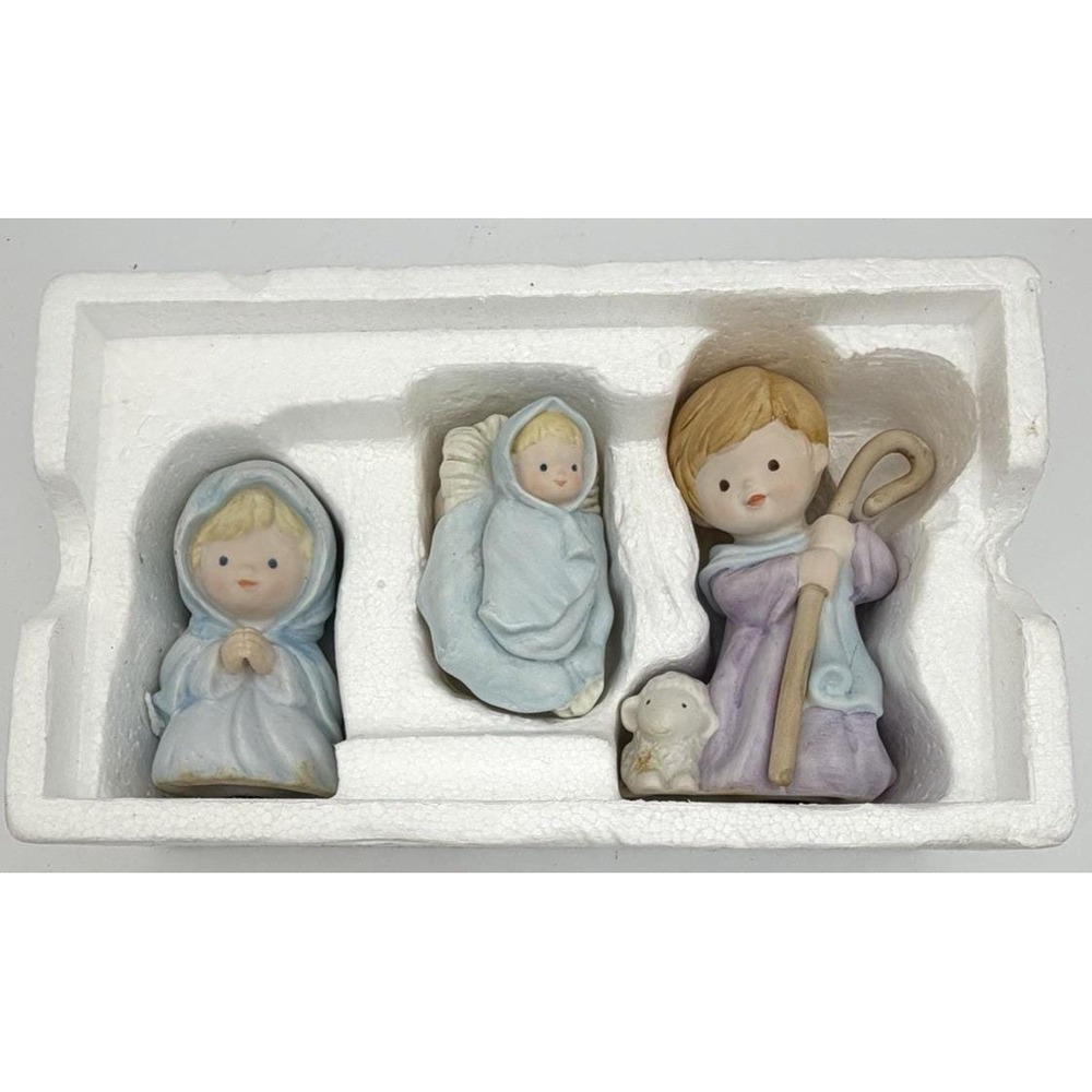 Avon Heavenly Blessings Nativity Collection 1986 Bisque Porcelain Set
